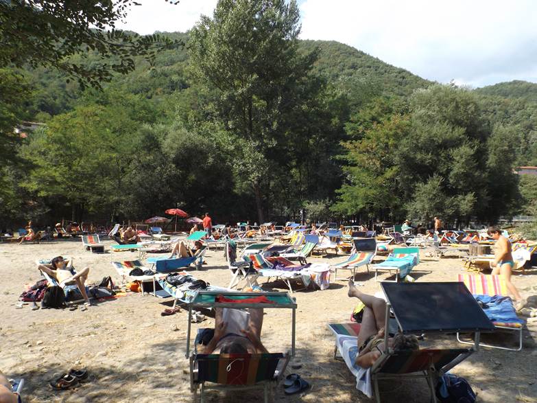  Image name: Image6.jpg 
 width: 783 pixel 
 height: 587 pixel 
 Size: 132333 bytes 
 Click to enlarge 